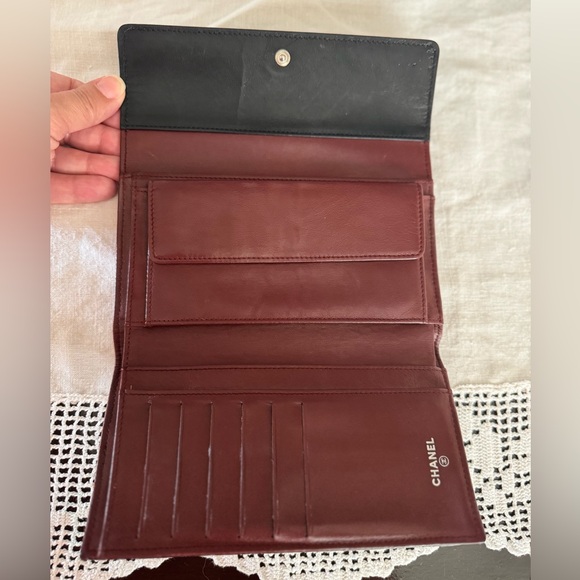 Chanel Coated Caviar Trifold Wallet with Silver Hardware - Picture 4 of 7